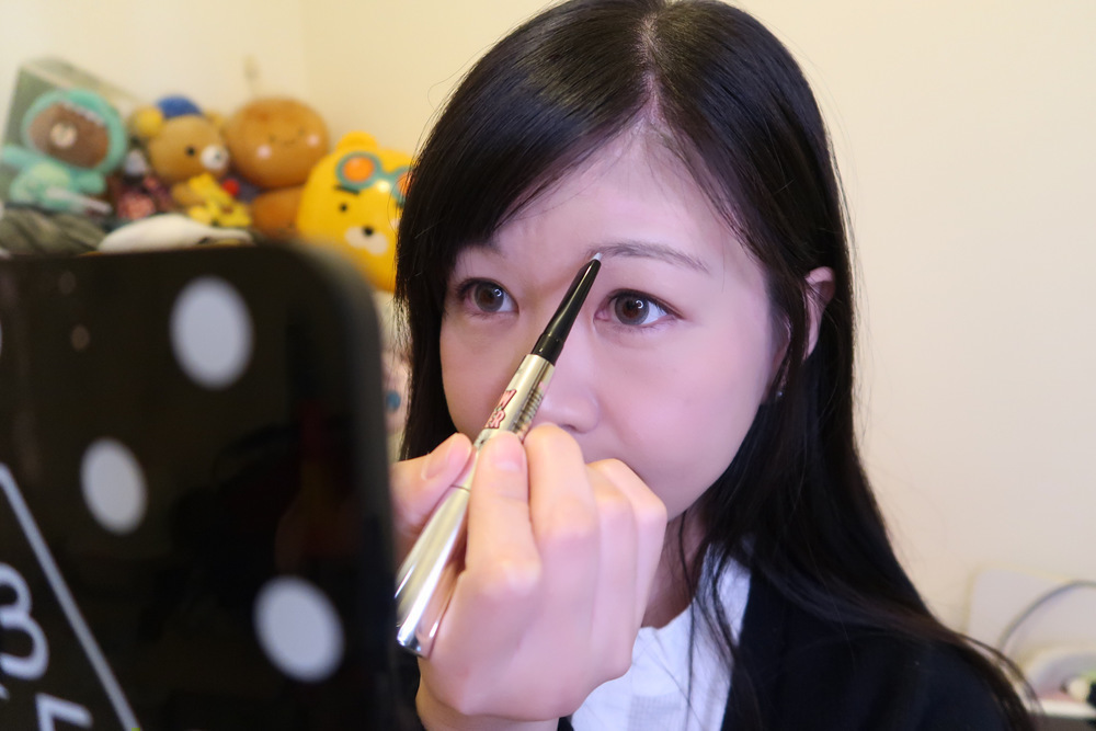 實測benefit 時尚造型眉筆 眉毛 眉粉 眉妝 Brow Styler  iTRIAL美評