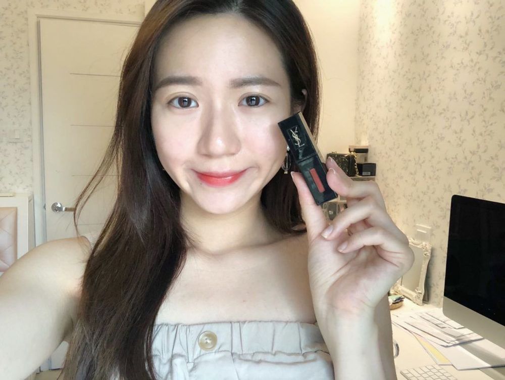 YSL 迷魅亮彩唇膏 Endanger Me Red Rouge Volupté Shine