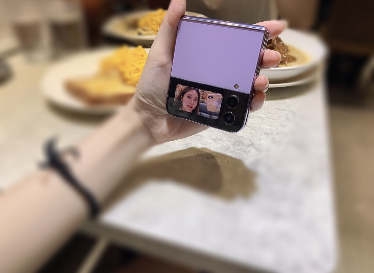 Samsung Galaxy Z Flip4 評價 好用 推薦 用家分享